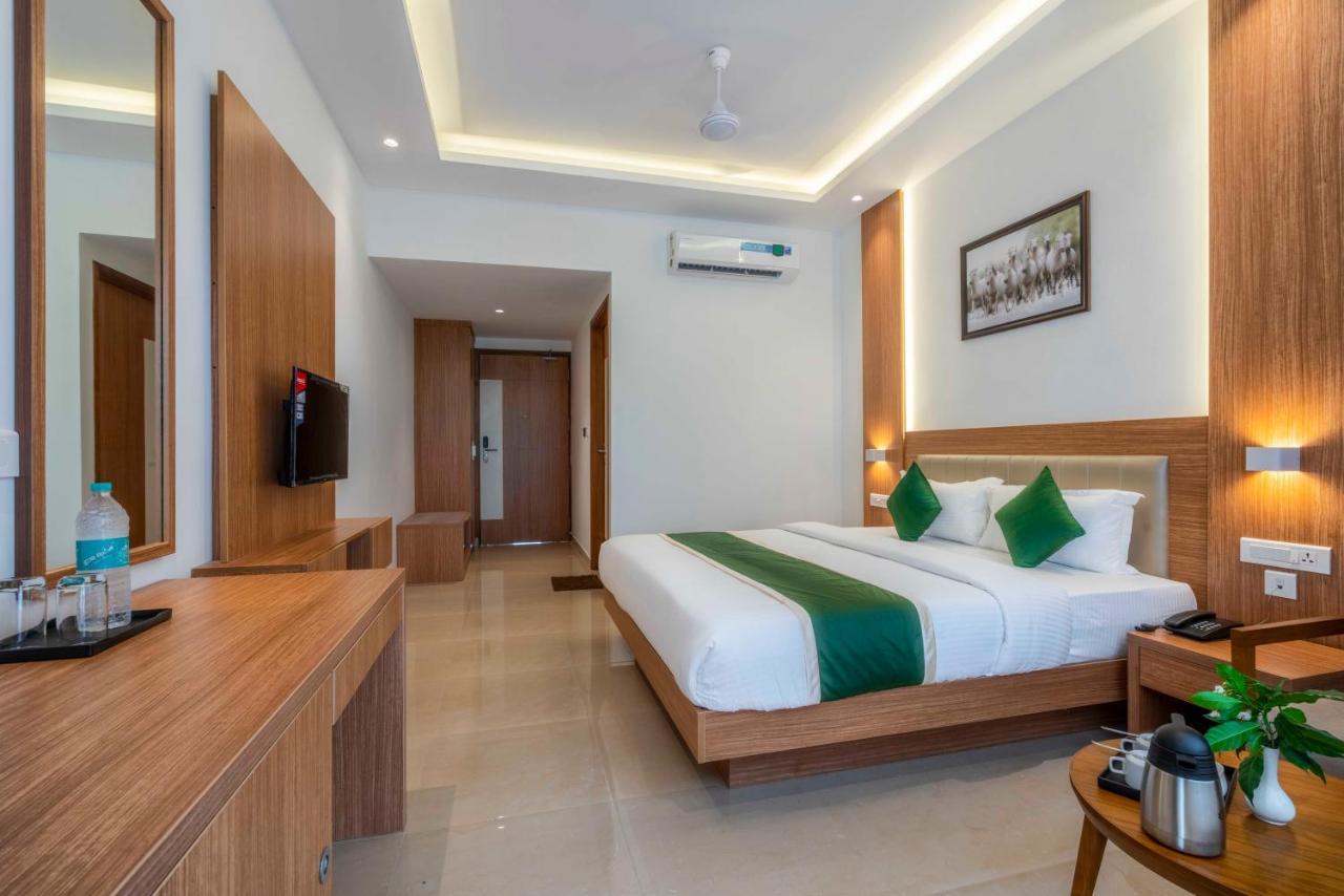 Hotel Panoramic Kochi Eksteriør billede
